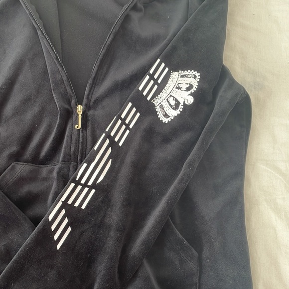 !! SUPER CUTE VINTAGE Y2K JUICY COUTURE TOP !! - Picture 3 of 6